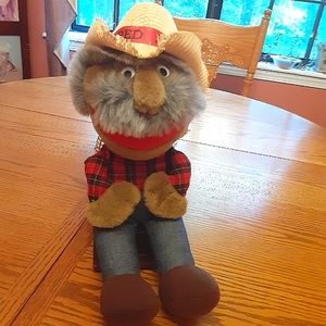 Vantage, Shotgun Red, stuffed doll.